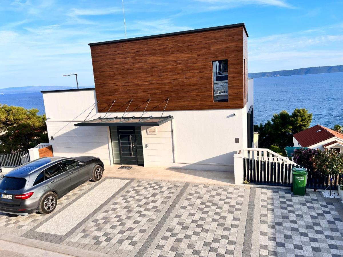 Luxury Beachfront Villa Carlisa Чіово Екстер'єр фото