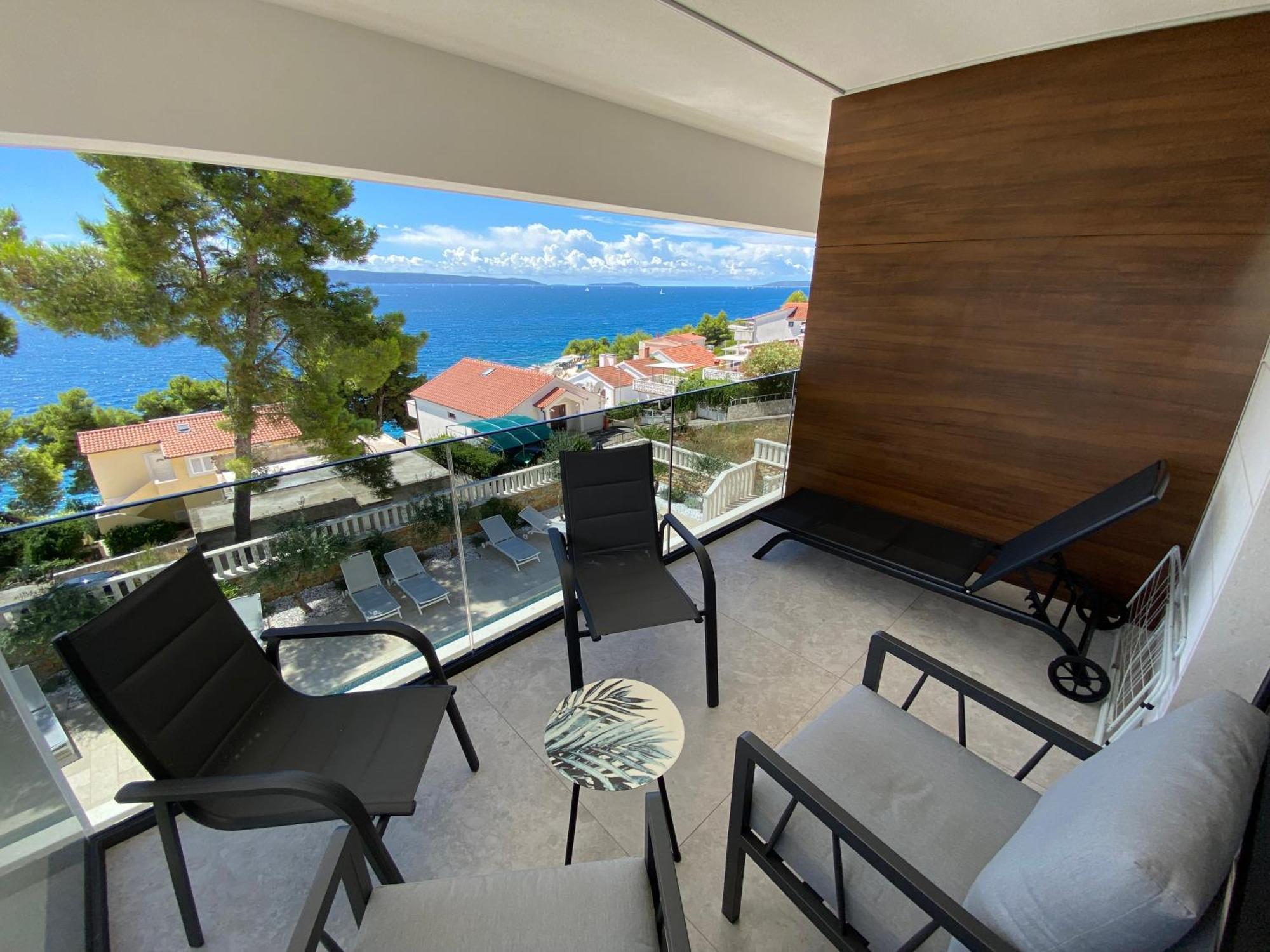 Luxury Beachfront Villa Carlisa Чіово Екстер'єр фото